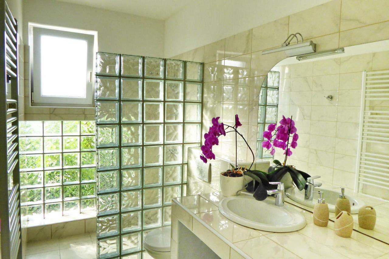 Apartments Curicta 1 คิร์ก ภายนอก รูปภาพ
